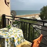 Sunny Lavanda 1st Line Appartamento Golden Sands